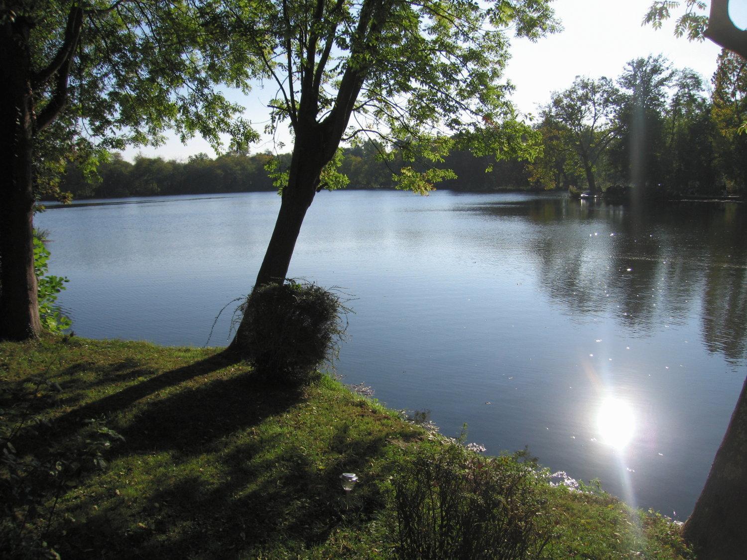 Hotel L'Ile Du Saussay Itteville Buitenkant foto